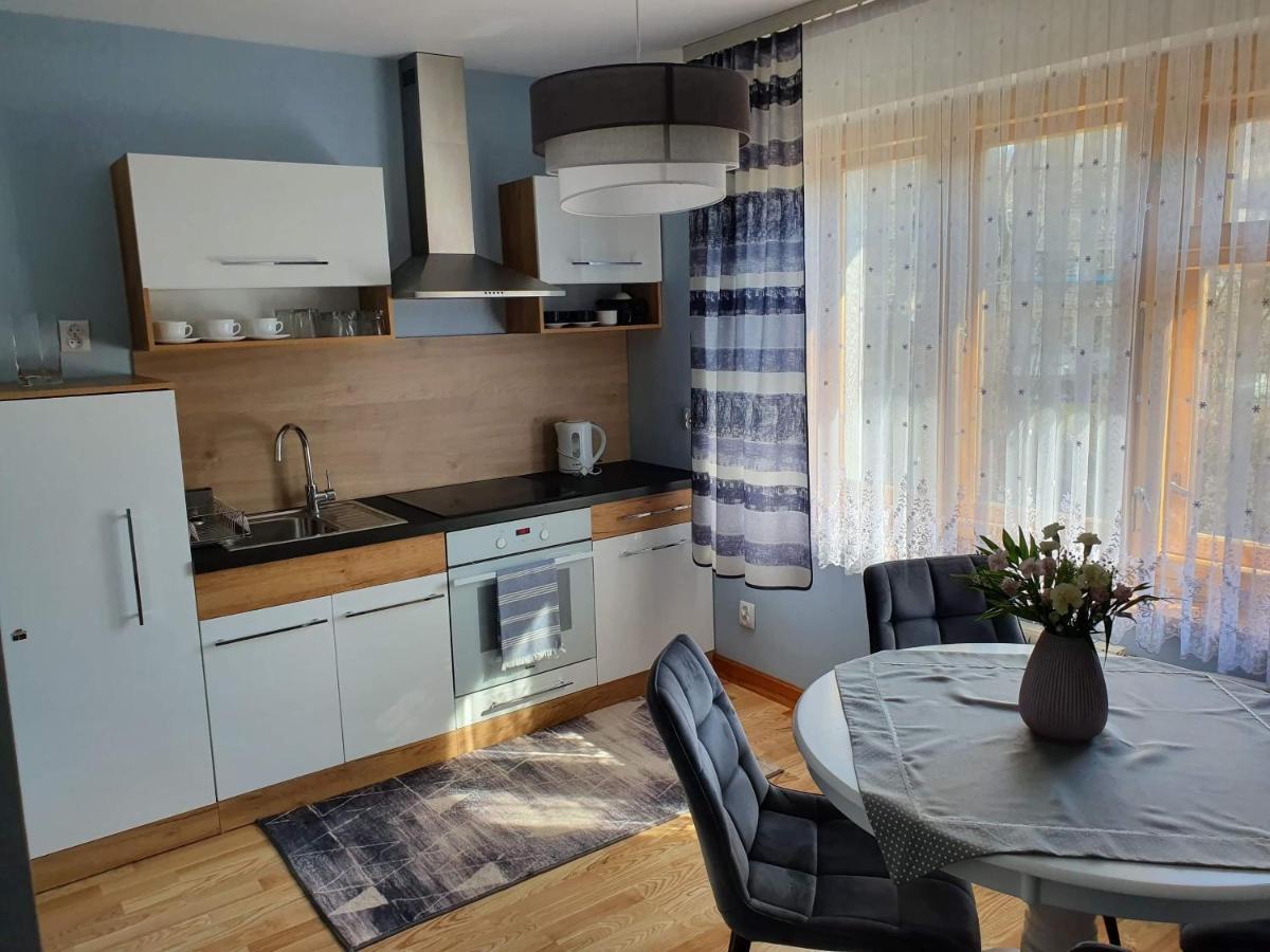 Apartamenty U Basi Lesnica  Ngoại thất bức ảnh